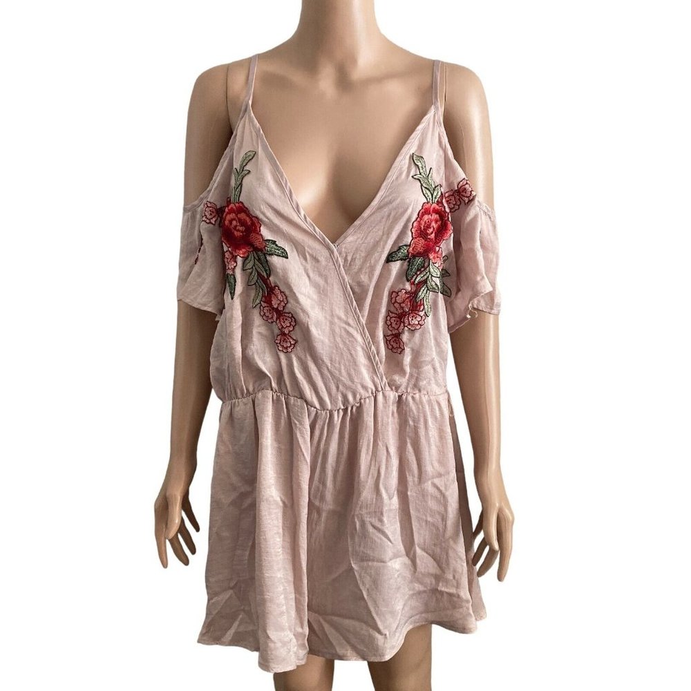 K Glam Romper Womens 1XL Cold Shoulder Pink Rose Embroidered New